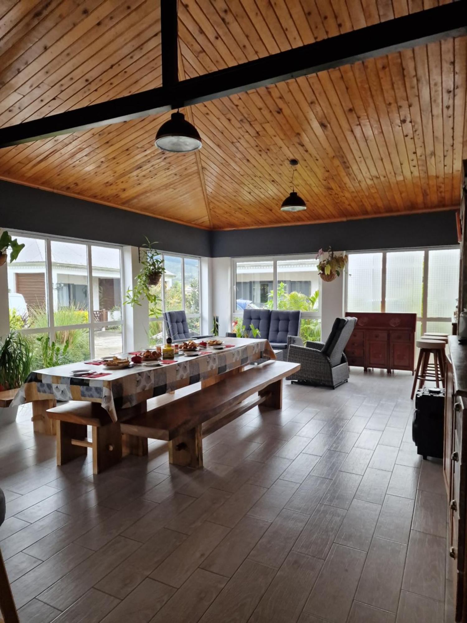 Chambres Et Tables D'Hote Du Voyageur La Plaine des Palmistes Bagian luar foto