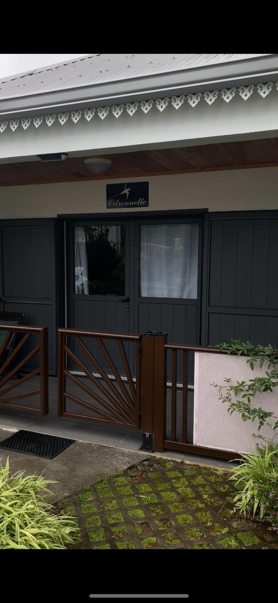 Chambres Et Tables D'Hote Du Voyageur La Plaine des Palmistes Bagian luar foto