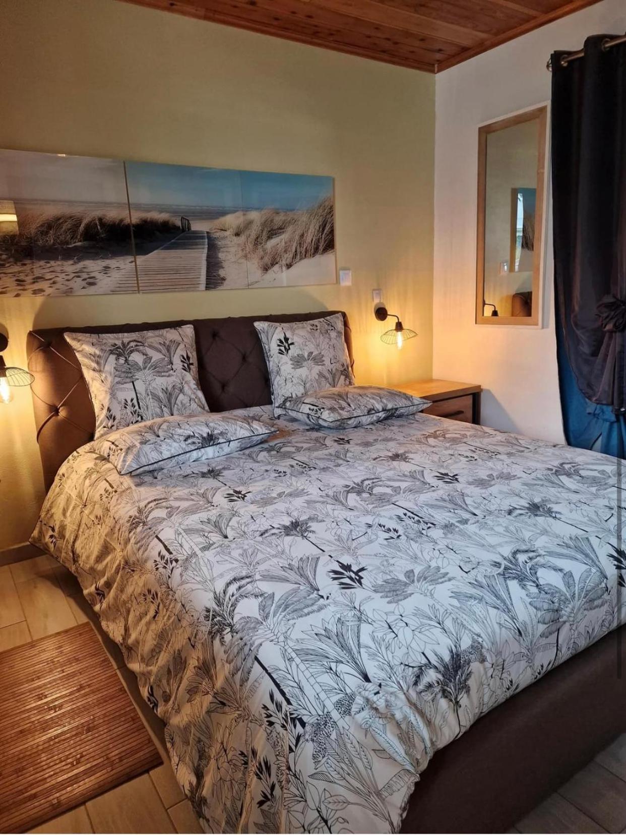 Chambres Et Tables D'Hote Du Voyageur La Plaine des Palmistes Bagian luar foto